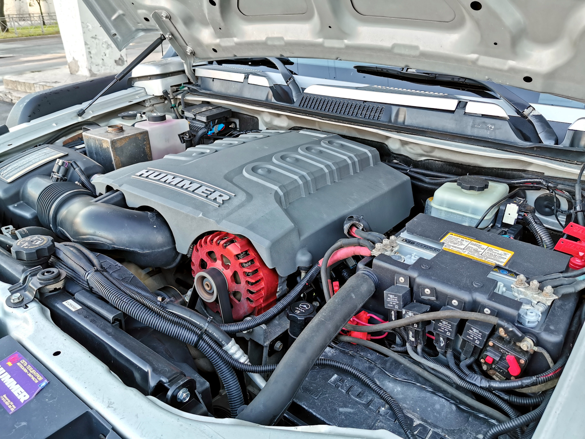 Hummer h2 мотор. 5. Hummer h2 двигатель 6. 2. Хаммер какой двигатель.