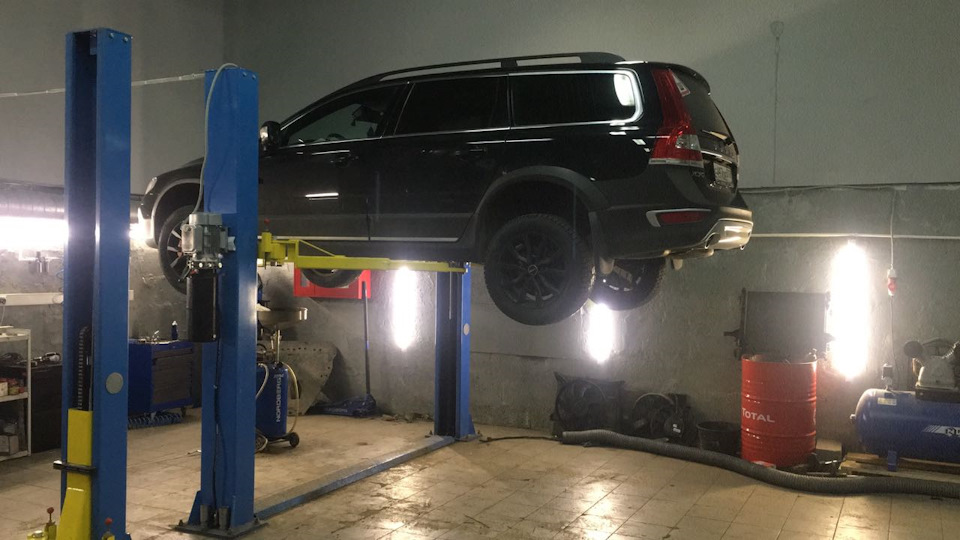 Замена масла в редукторах и халдексе — Volvo XC70 III, 2,4 л, 2013 года ...