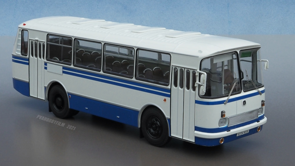 ЛАЗ-695Н, 1981(1/43 Classicbus #04016B) — Сообщество «Масштабные Модели ...