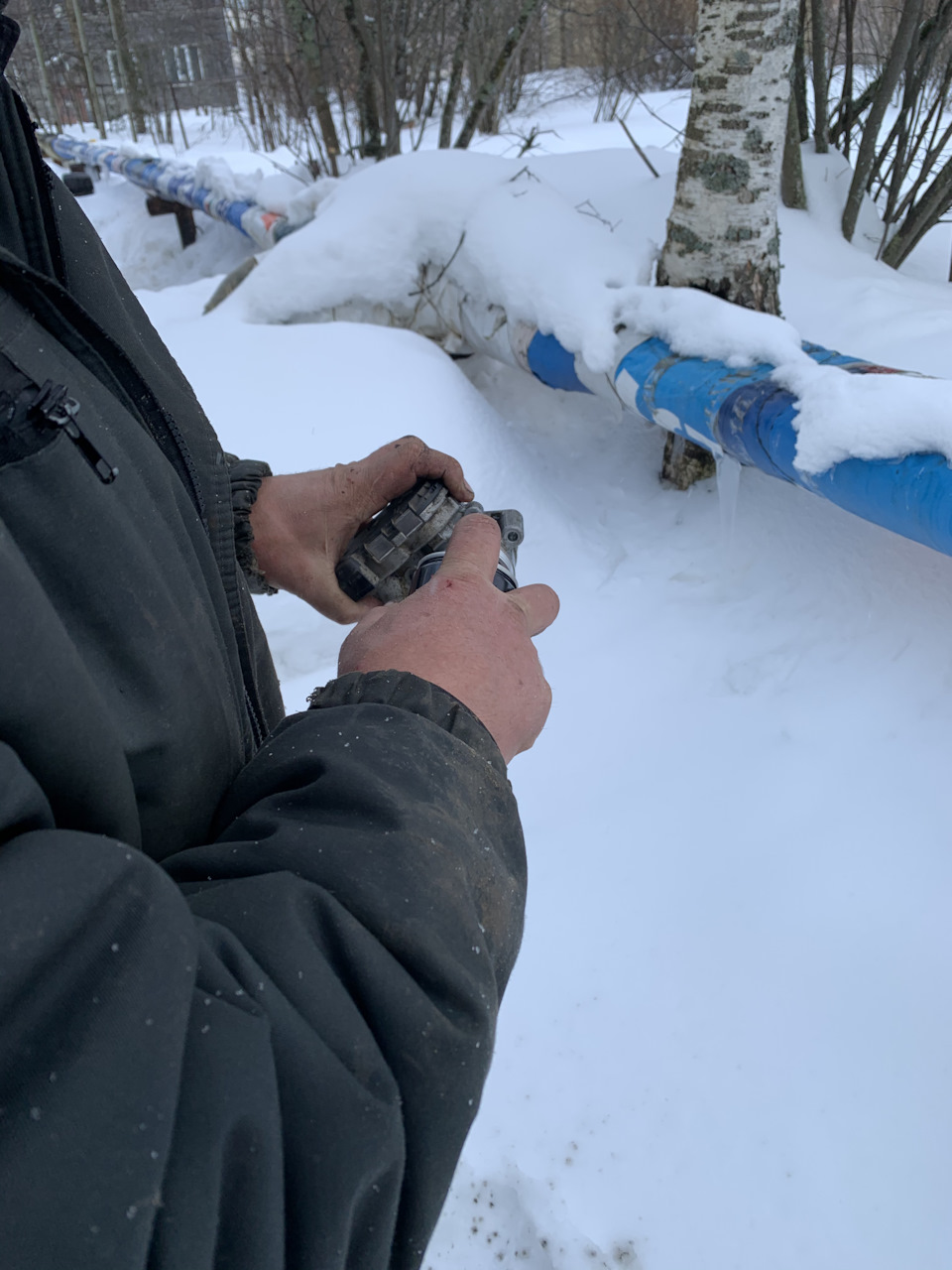 Смена свечей и масла, почистил дроссельную заслонку, пропылесосил ...