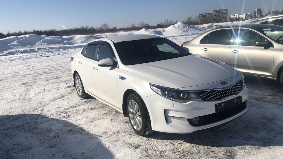 Сейчас Kia Optima на мойки