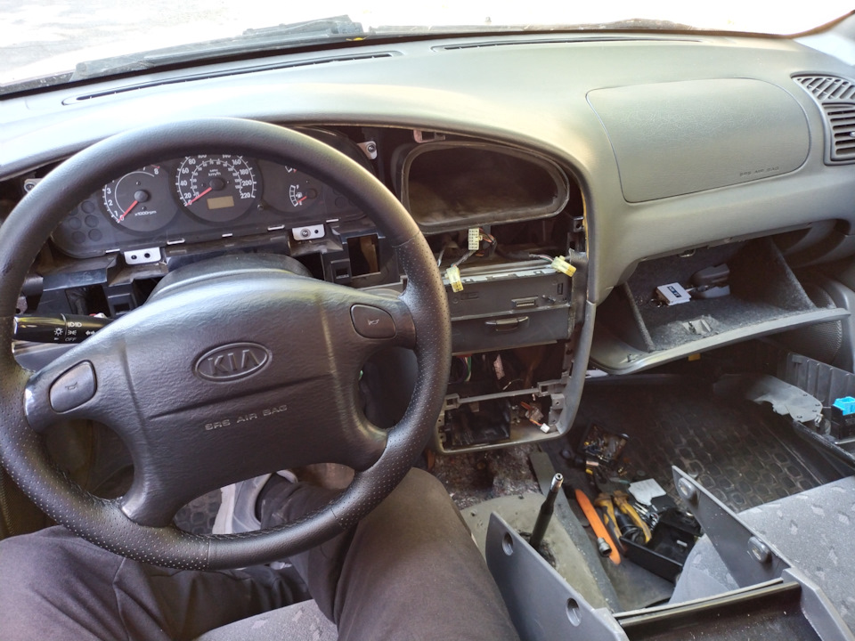 Розетка usb, вместо прикуривателя — KIA Spectra, 1,6 л, 2008 года ...