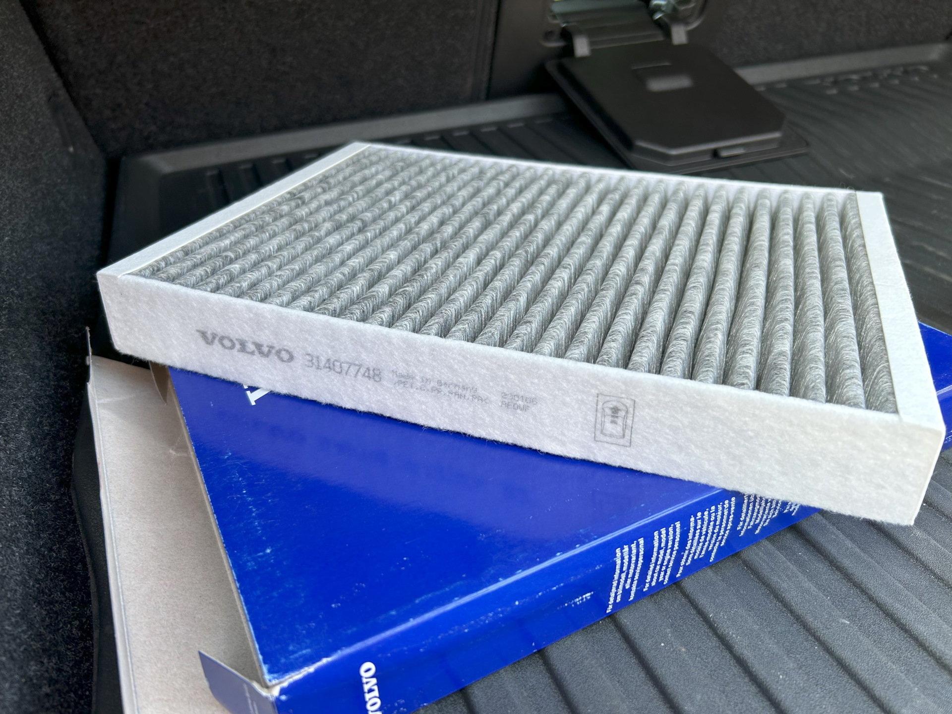 Салонный фильтр — Volvo S60 (3G), 2 л, 2021 года | плановое ТО | DRIVE2