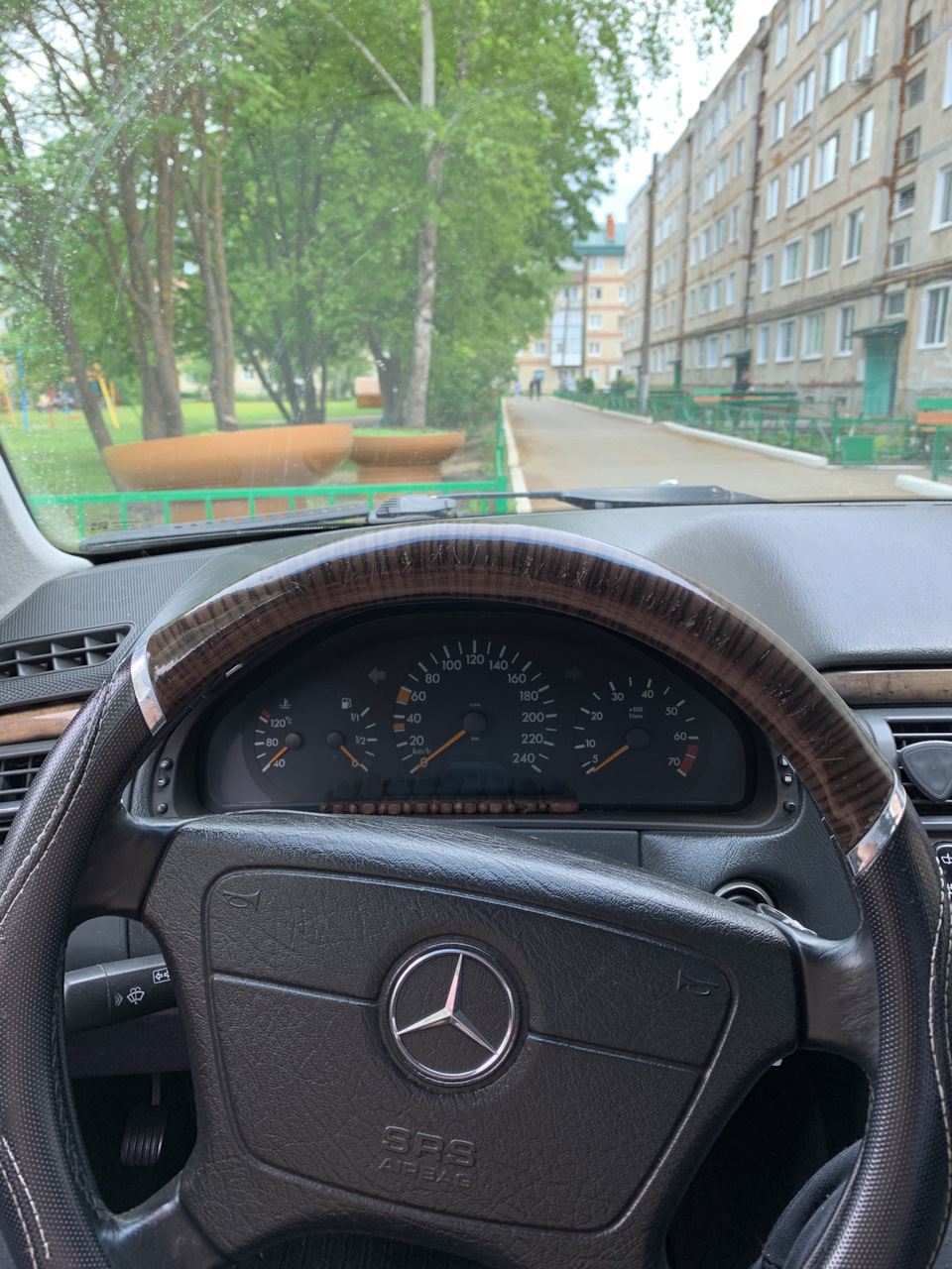 Руль SLK R170 на W210 — Mercedes-Benz E-class (W210), 2,4 л, 1999 года |  запчасти | DRIVE2