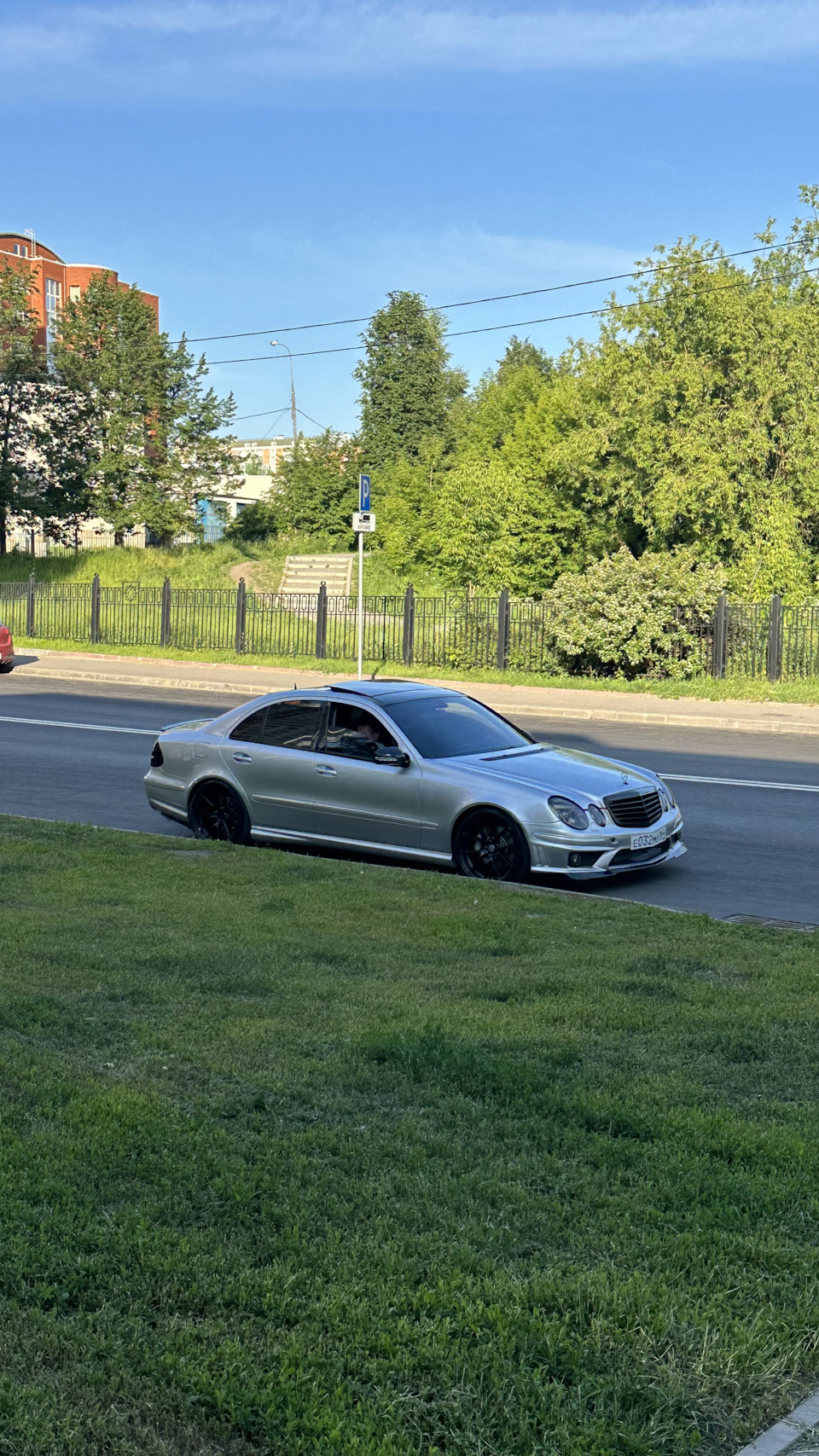 W211 любимый хищник продан. — Mercedes-Benz E-Class (W211), 5 л, 2003 ...