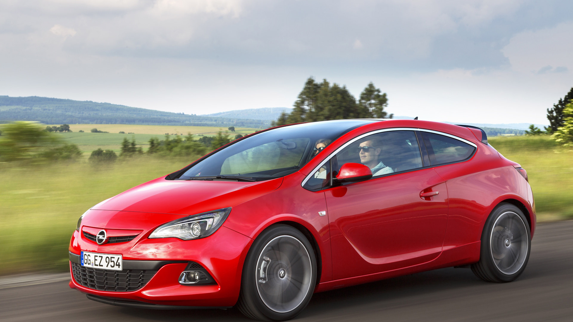 Opel Astra GTC 3 дверный хэтчбек