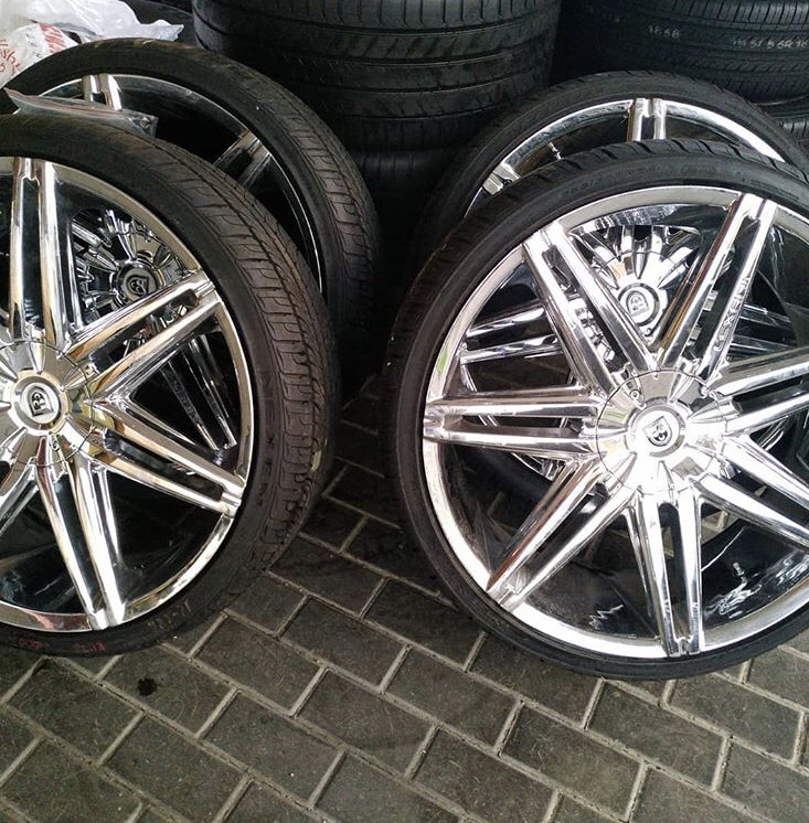 Колеса крутятся, резина трется… — Chrysler 300 (300C) (1G), 3,5 л, 2008 ...