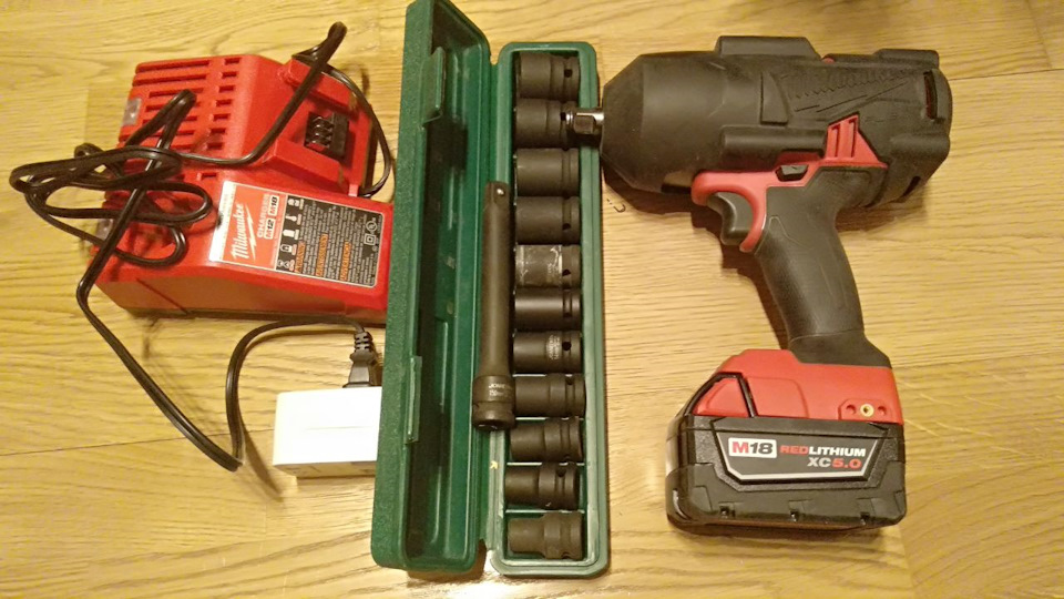 dQAAAgCyXOA 960 крепление номера шкода йети