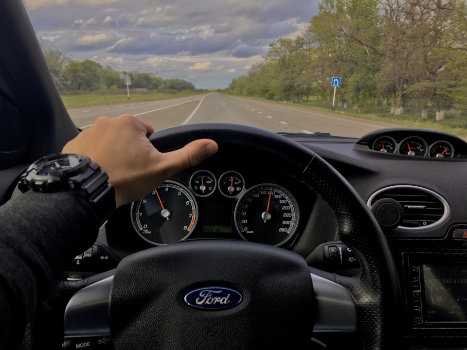 Сайлентблоки правого переднего рычага — Chevrolet Orlando (1G), 2 л ...