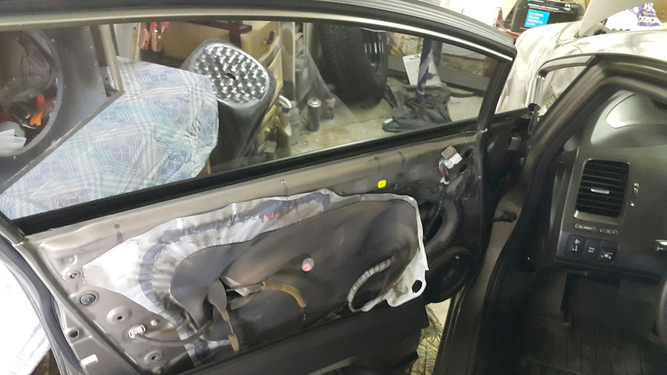 Ремонт бокового зеркала — Honda Civic 4D (8G), 1,8 л, 2007 года ...