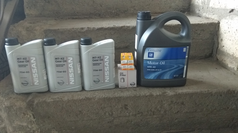 Замена свечей зажигания — Nissan Almera Classic (B10), 1,6 л, 2007 года ...