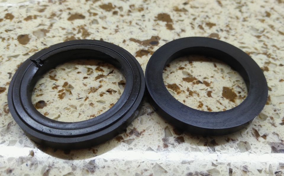 Замена уплотнительного кольца на крышке маслозаливной горловины ...