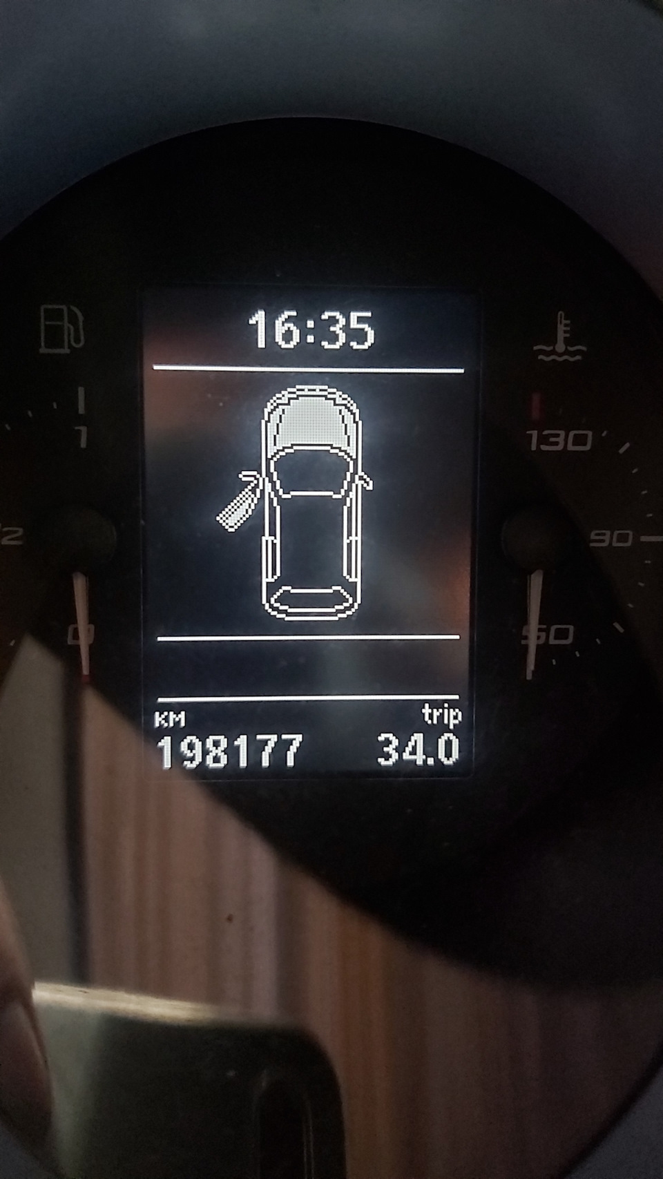 Фото в бортжурнале SEAT Altea XL. Запчасти на фото: 221861