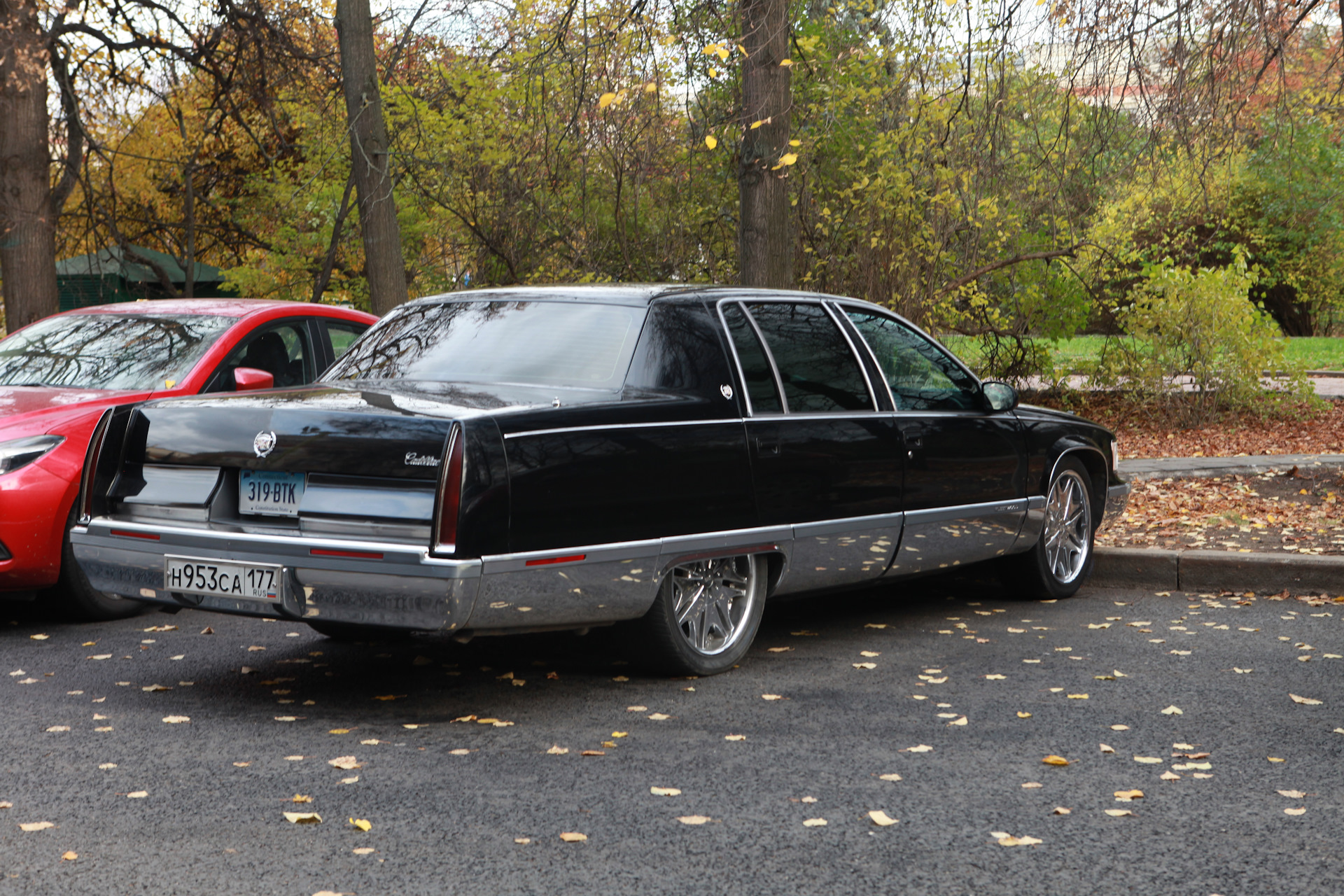 Lincoln continental 3.8 at 1992. Линкольн Континенталь 1988. Linkoln Continental 1988. Lincoln Continental 1988. Линкольн Континенталь 1988 года.