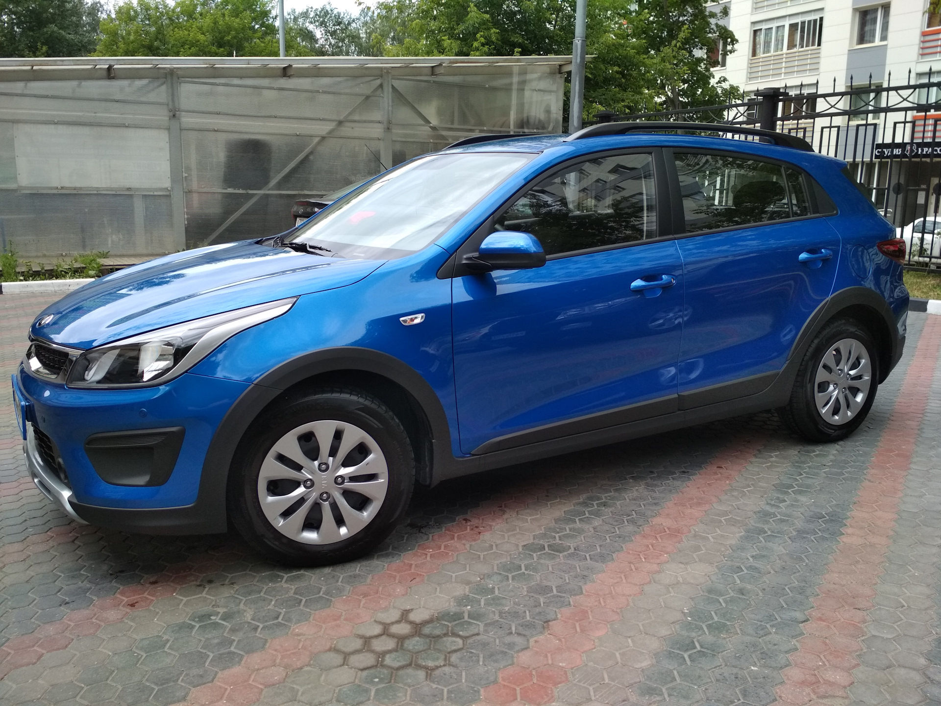 Kia Rio x line синий