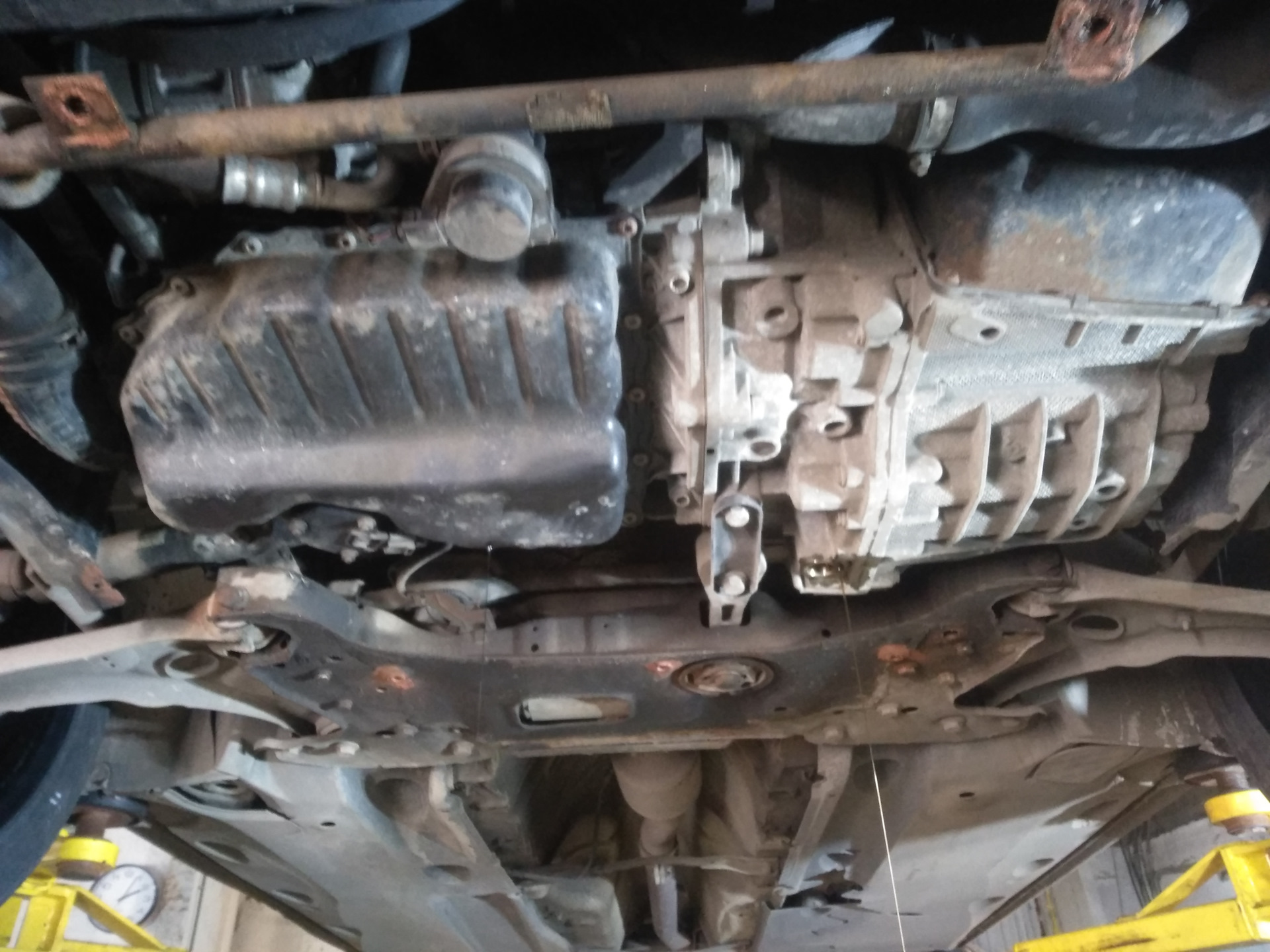 Замена масла в ДСГ-6 — Skoda Superb Combi (Mk2), 2 л, 2011 года | визит ...