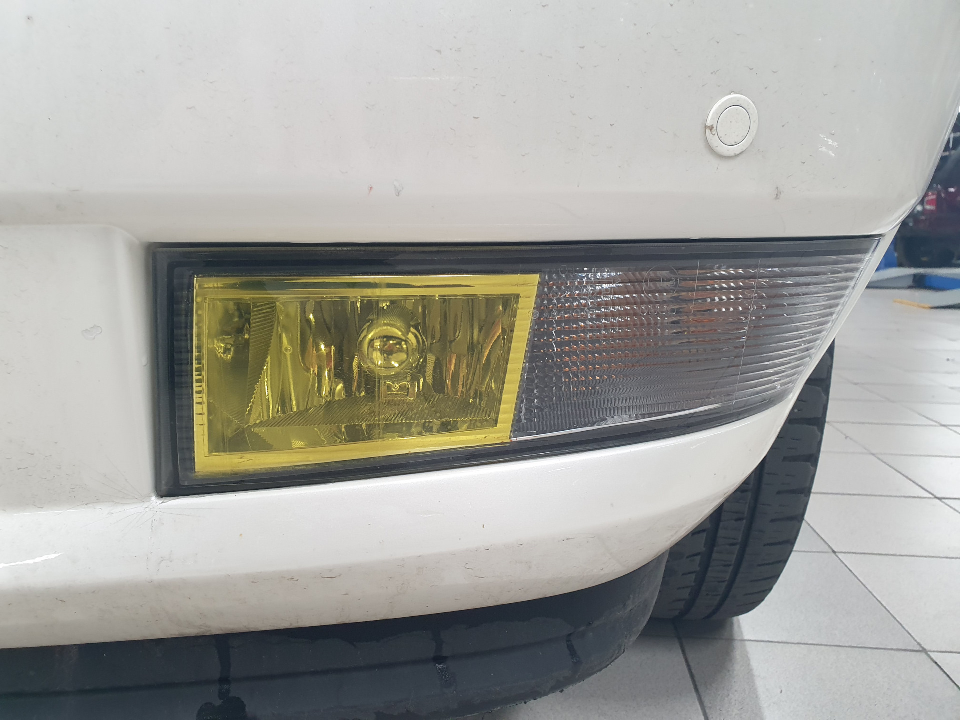 Лазерные линзы в фары Эскалейда. — Cadillac Escalade (3G), 6,2 л, 2011 ...