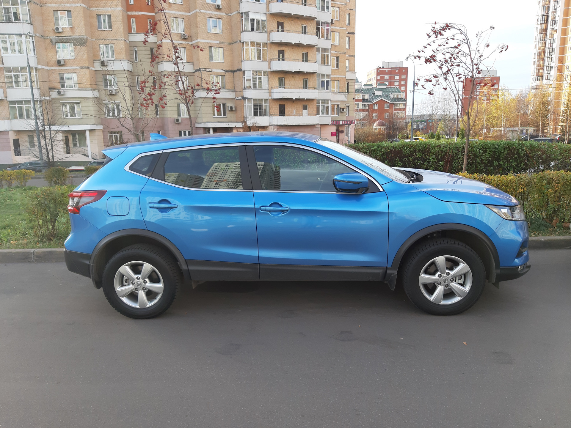 Кашкай 1 2 турбо. Ниссан Кашкай 215/65r16. 225 70 R16 Nissan Qashqai j11. Ниссан 1.2 турбо CVT. Ниссан Кашкай 215 год.