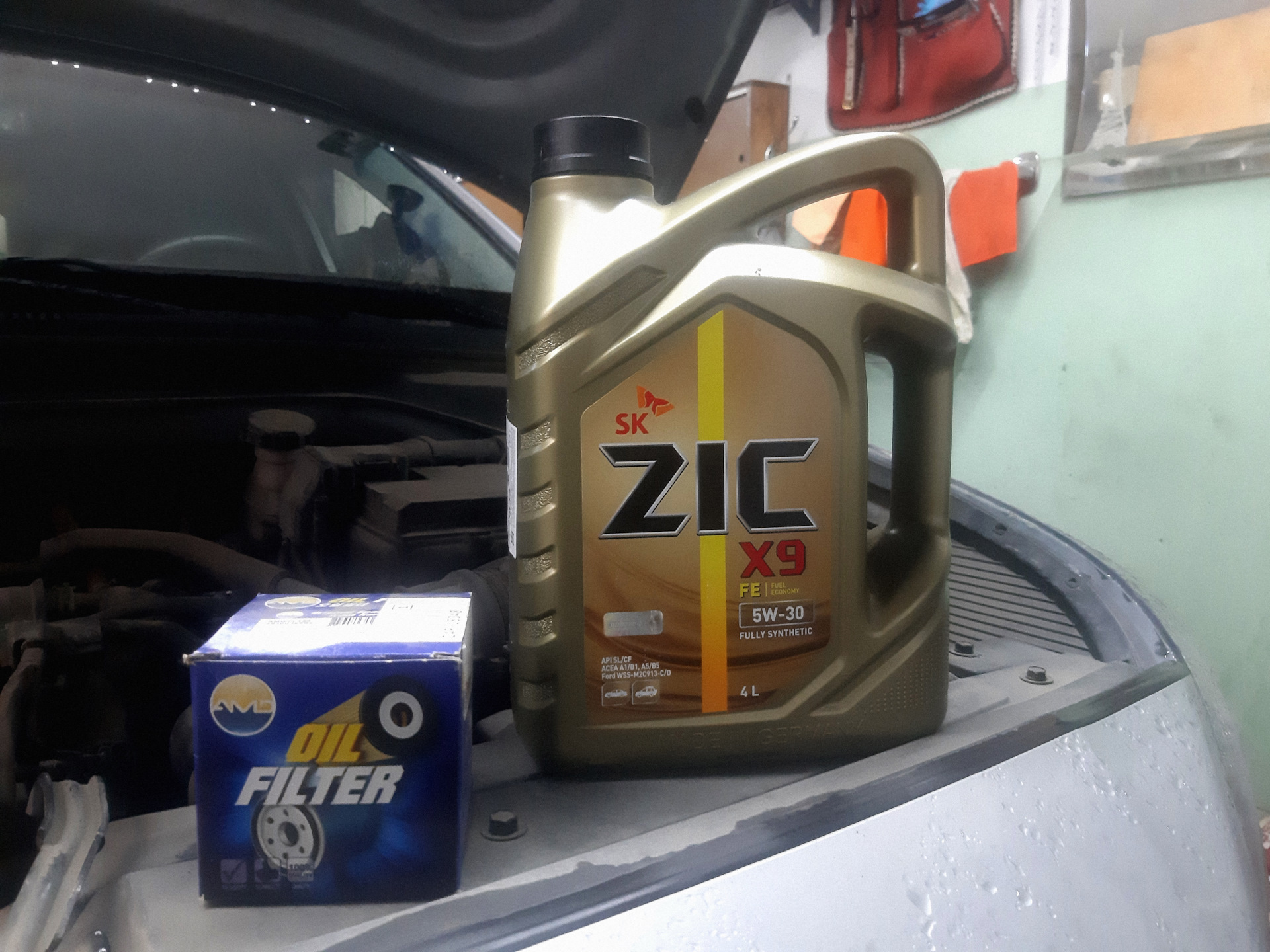 Двигатель g4fc какое масло. Хендай солярис масло в двигатель 1. Замена масла соул 1. Хорошее масло 5w30 для киа сид. Лукойл генезис для киа рио 3.