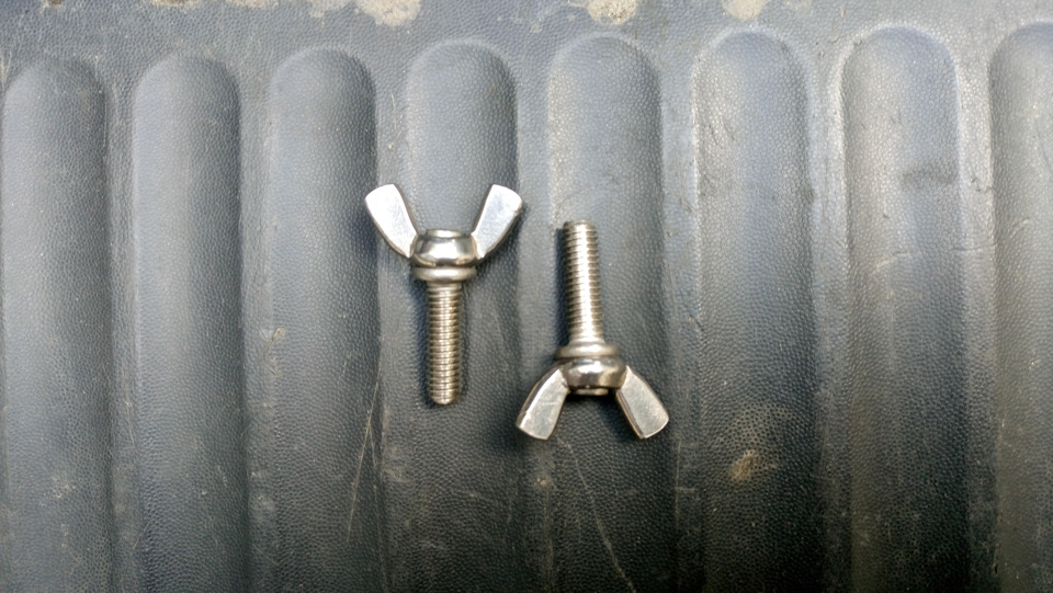 dRAAAgL5A A 960 Как открыть багажник нивы изнутри