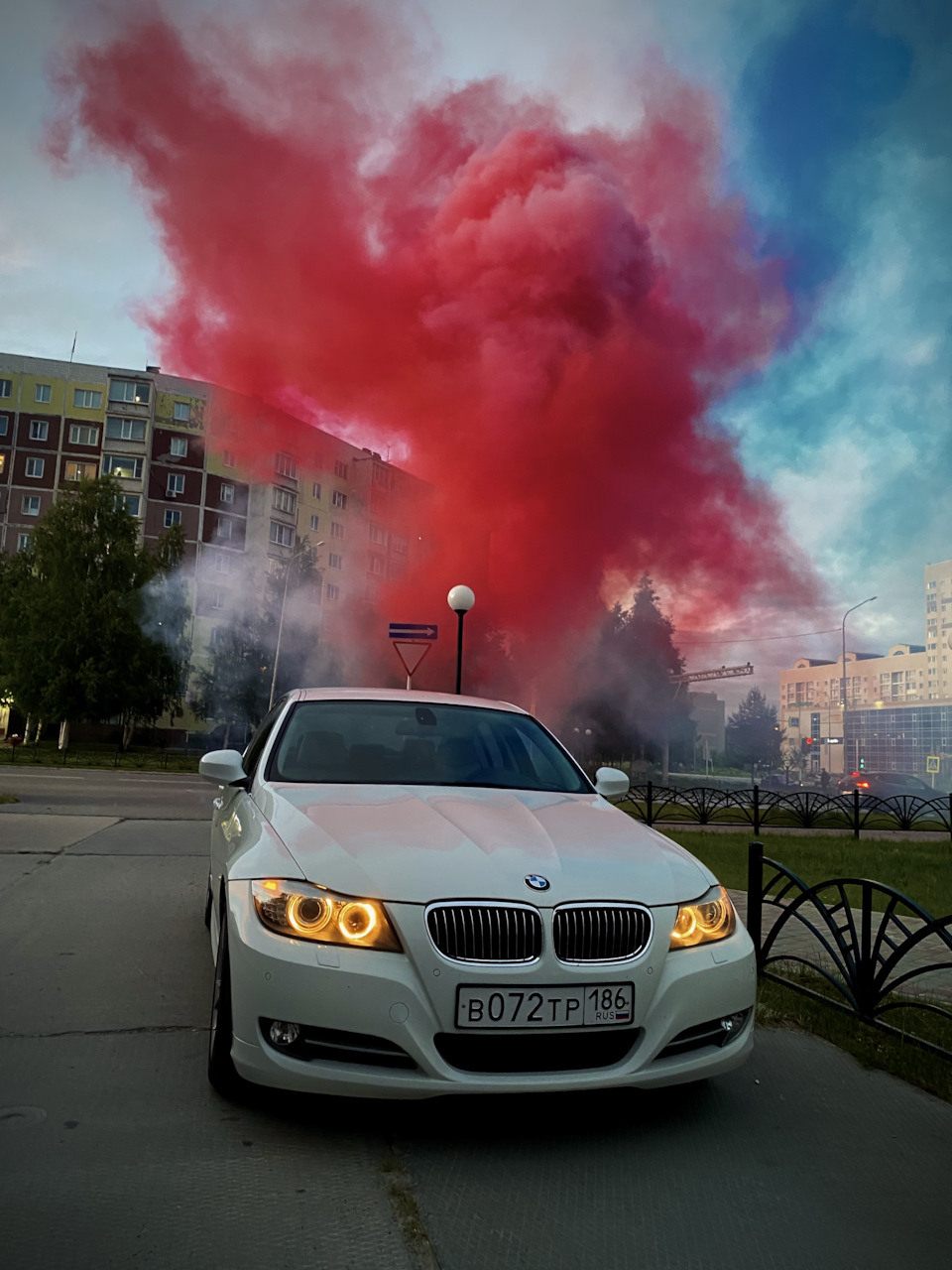 Не опускается заднее стекло — BMW 3 series (E90), 2 л, 2011 года | поломка  | DRIVE2