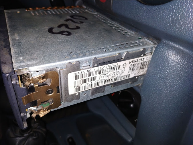 Установка штатной магнитолы Tuner List — Renault Kangoo (1G), 1,9 л ...