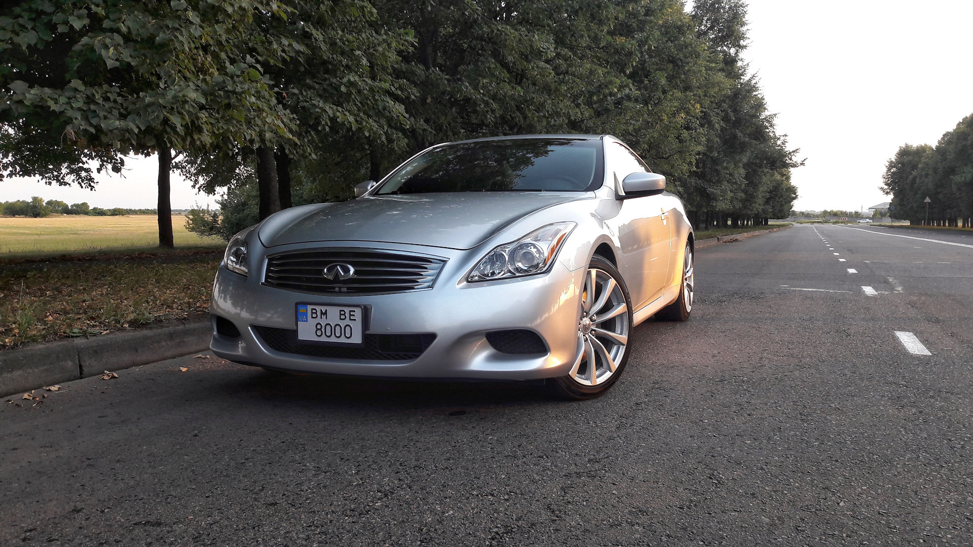 I m silver. K23 Silver m. Инфинити купе 3,7. Тормозные диски g37 Coupe. Инфинити с именами.