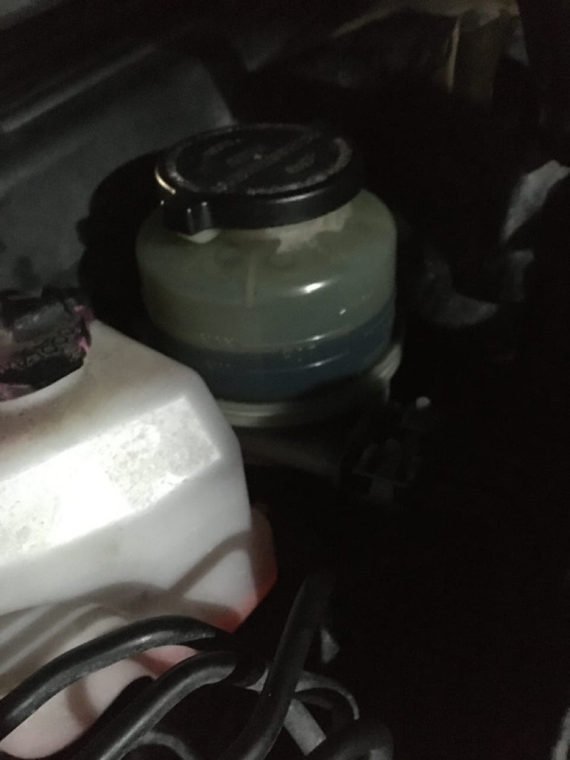 Замена жидкости в гидроусилителе руля. — Toyota Camry (XV40), 2,4 л ...