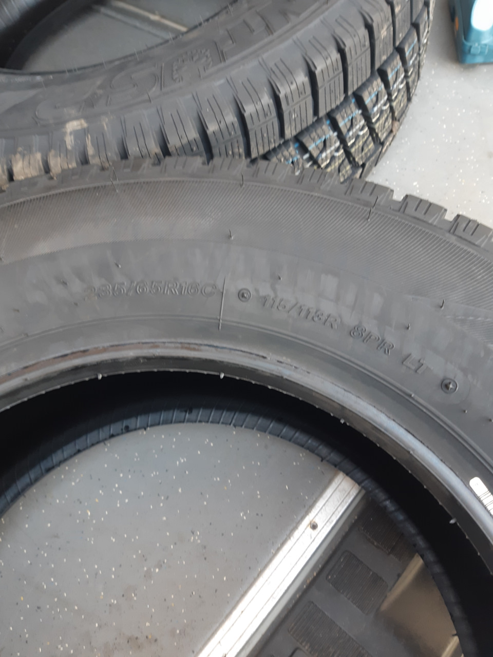 Maxxis 245 55 r19