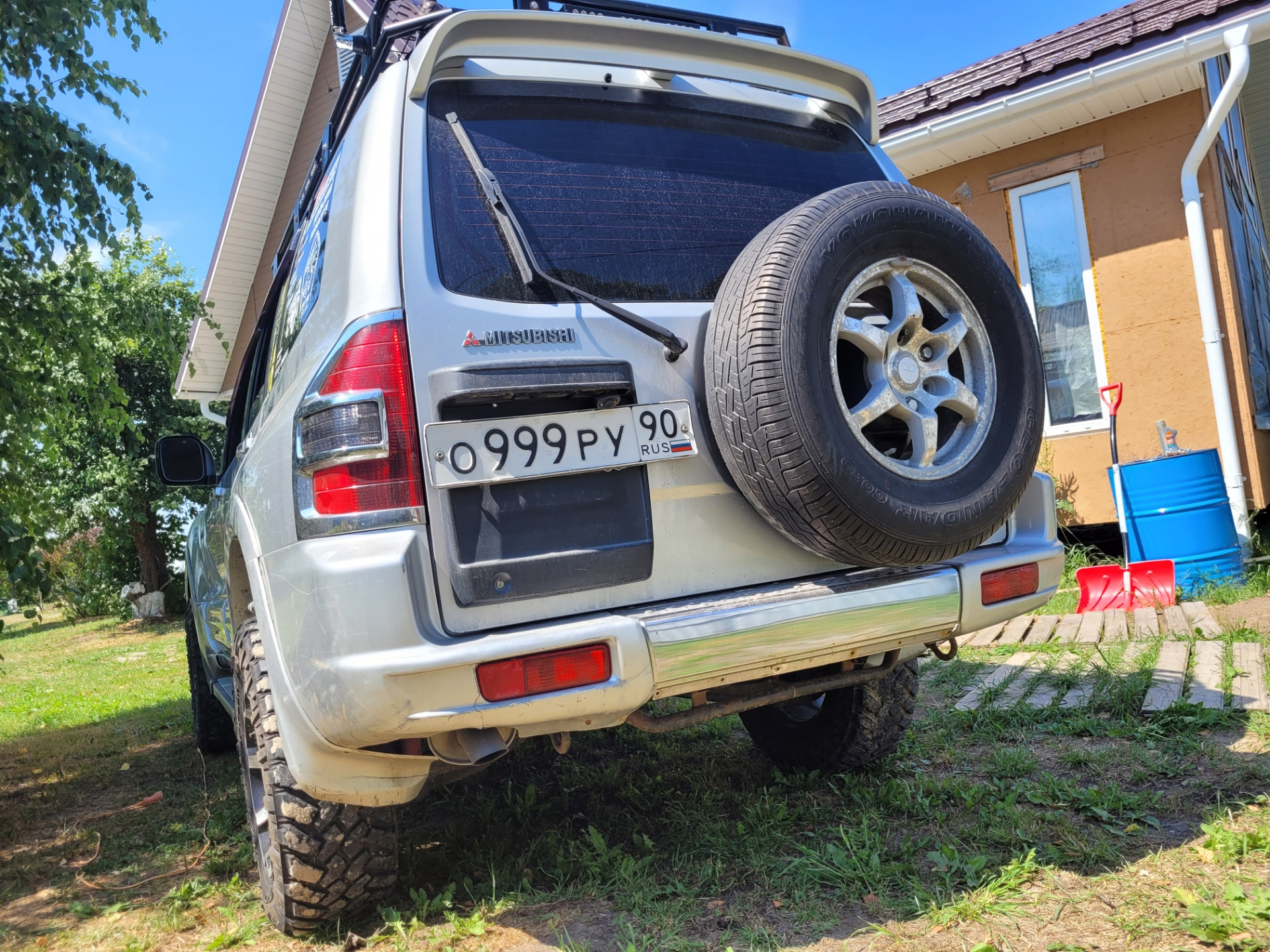 Пайка бампера строительным феном — Mitsubishi Montero III (V60), 3,5 л ...