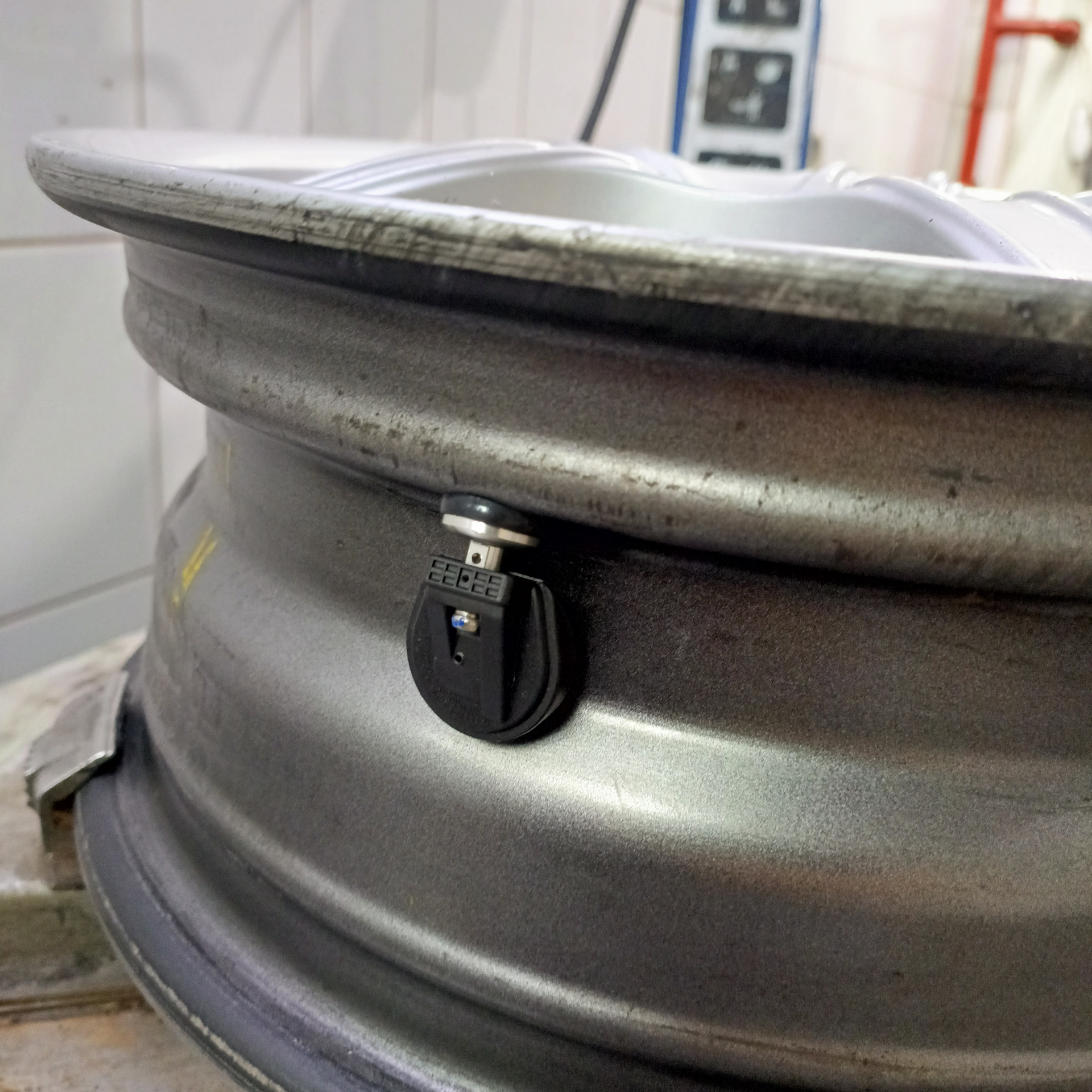 Датчики давления в шинах TPMS Teyes для зимних шин — Lada Гранта (1G ...