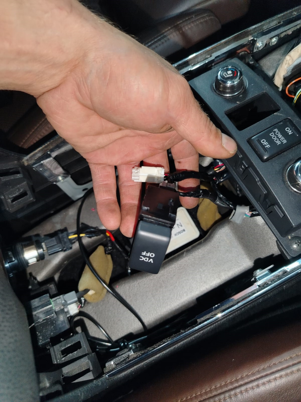 кнопка пойдет в аквапринт и замену диода в ближайшем в будущем — Infiniti QX70