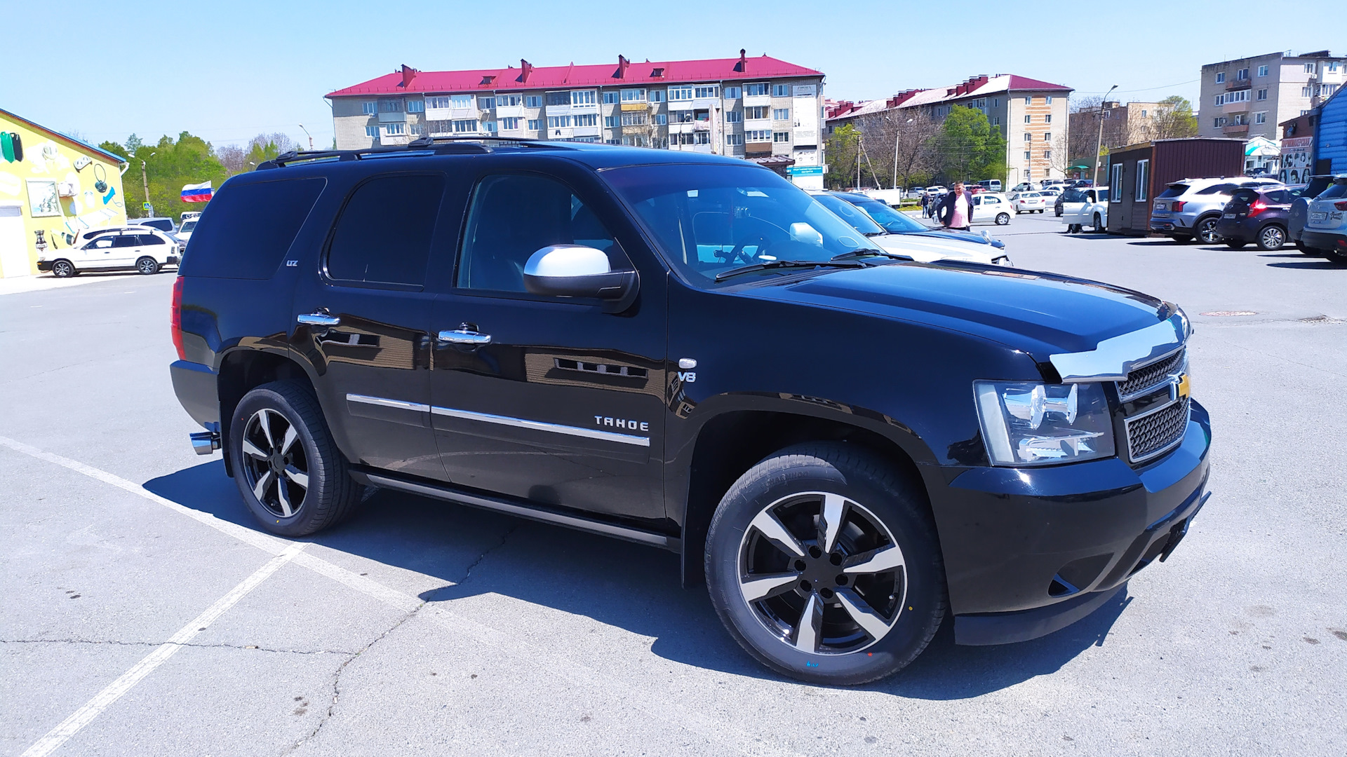 Chevrolet Tahoe (GMT900) 5.3 бензиновый 2014 | Чёрный хищник) на DRIVE2