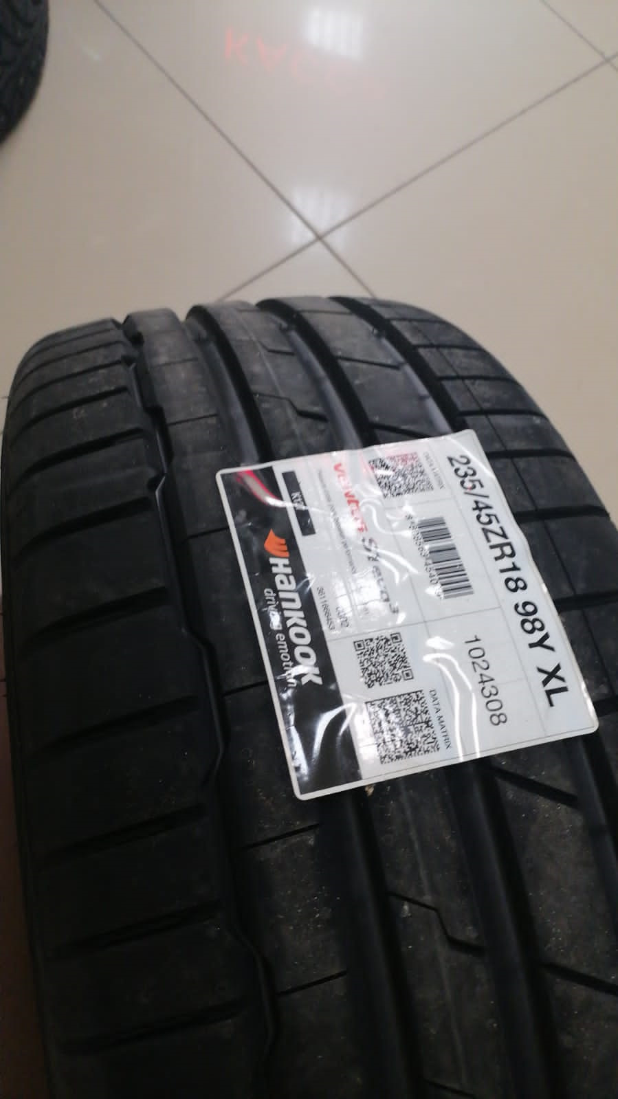 Hankook ventus evo 3 k127 отзывы. Ханкук Вентус s1evo3 k127 235/55р19 на дисках новости.