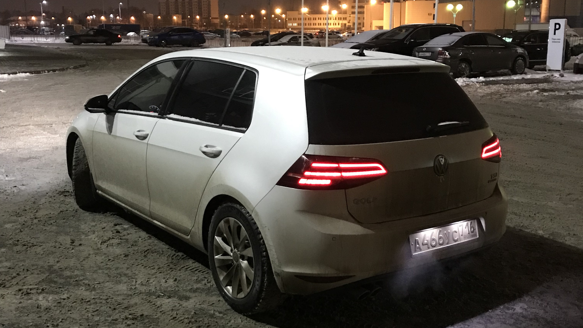 Volkswagen Golf Mk7 1.4 бензиновый 2013 | Белый перламутр на DRIVE2