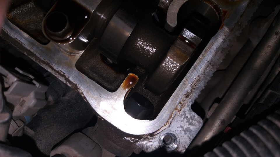 Регулировка клапанов — Mitsubishi Outlander XL, 2,4 л, 2008 года ...