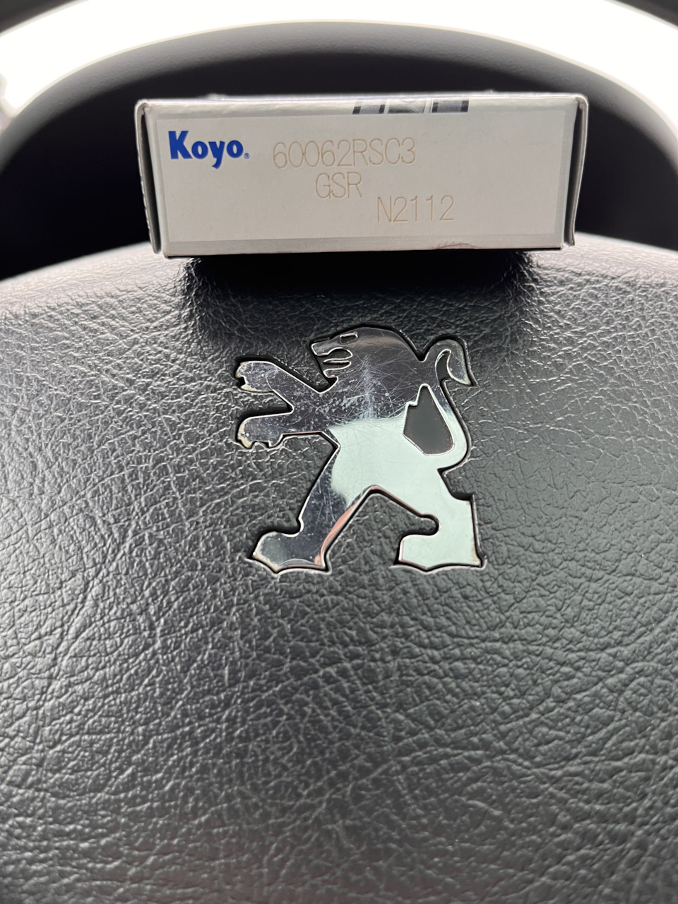 Тишина в студии, или замена подвесного подшипника — Peugeot 3008 (1G ...