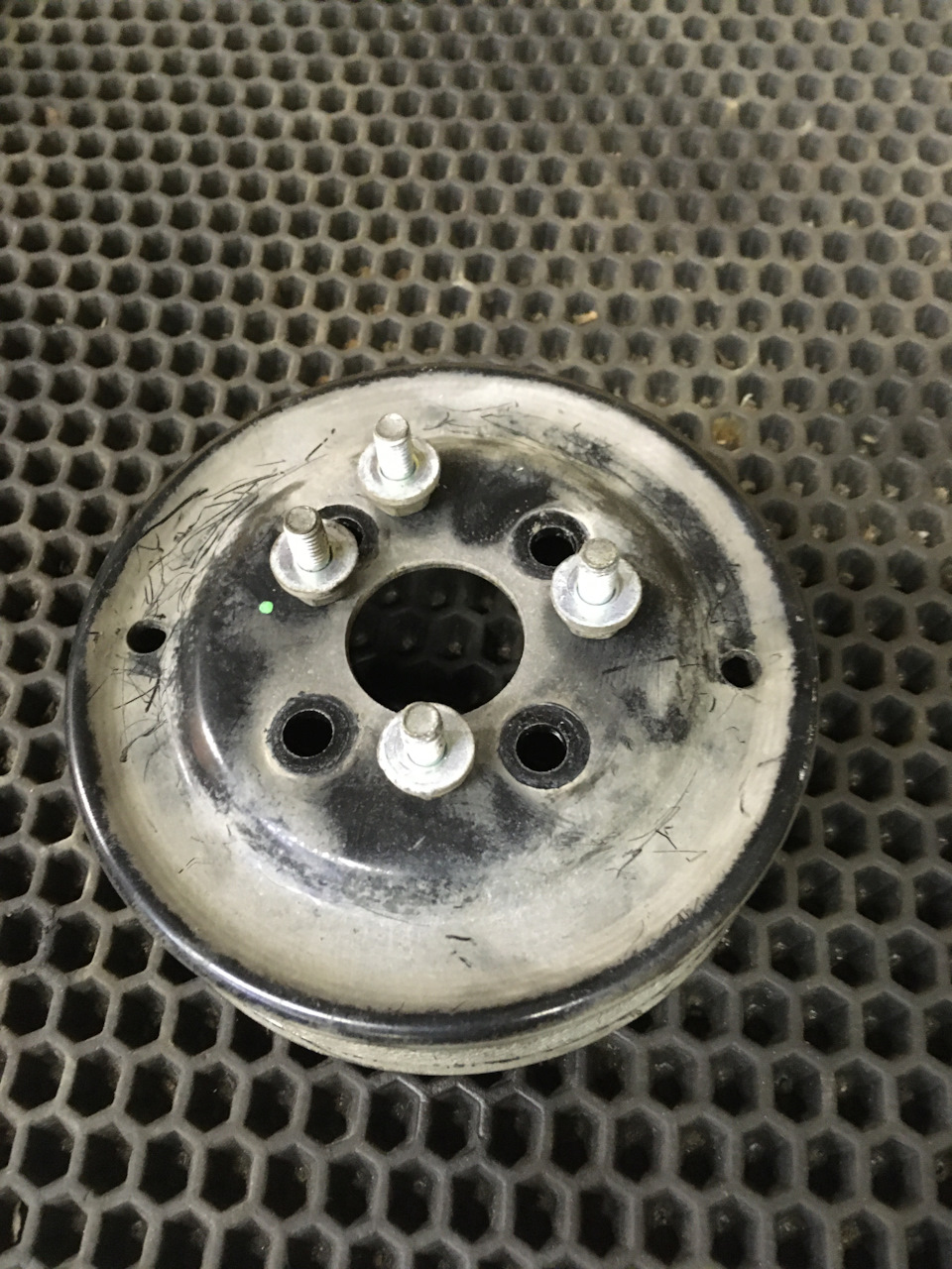 Фото в бортжурнале Toyota Yaris (p2)