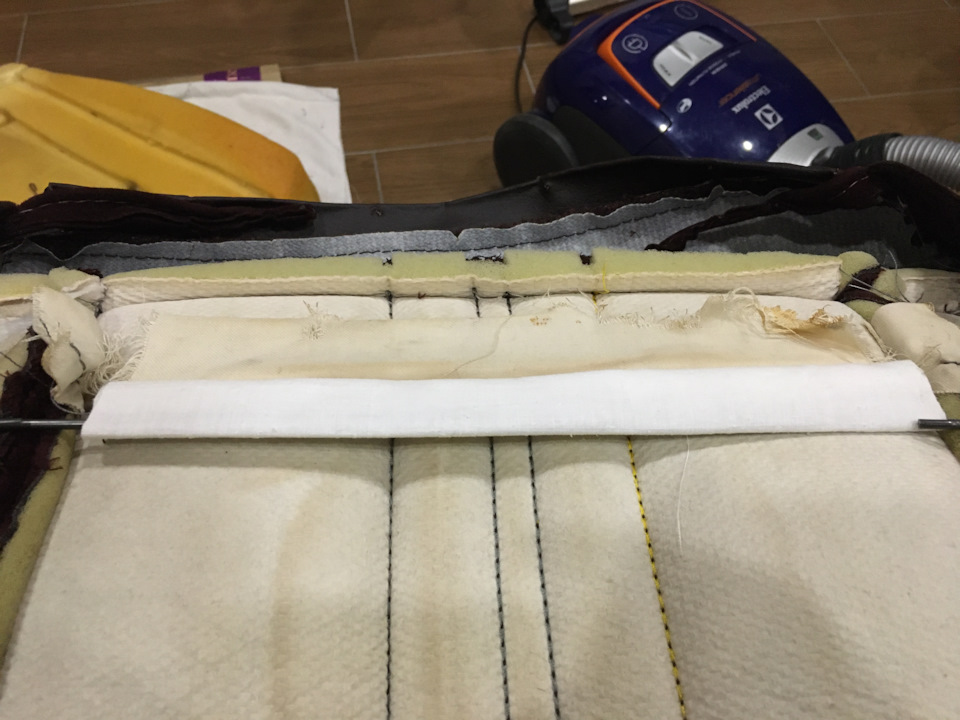 куском старой простыни был произведен ремонт. Получилось совестно весьма. — Toyota Crown (S120)