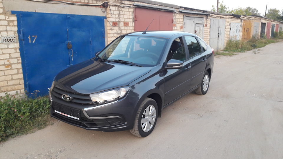 Lada Granta liftback