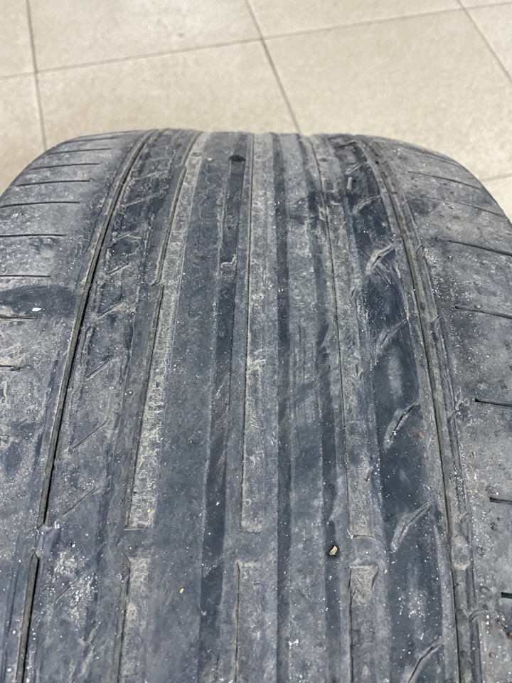 Шины летние Continental 295/40 R21 на Mercedes-Benz GLS (X166), Audi Q7 ...