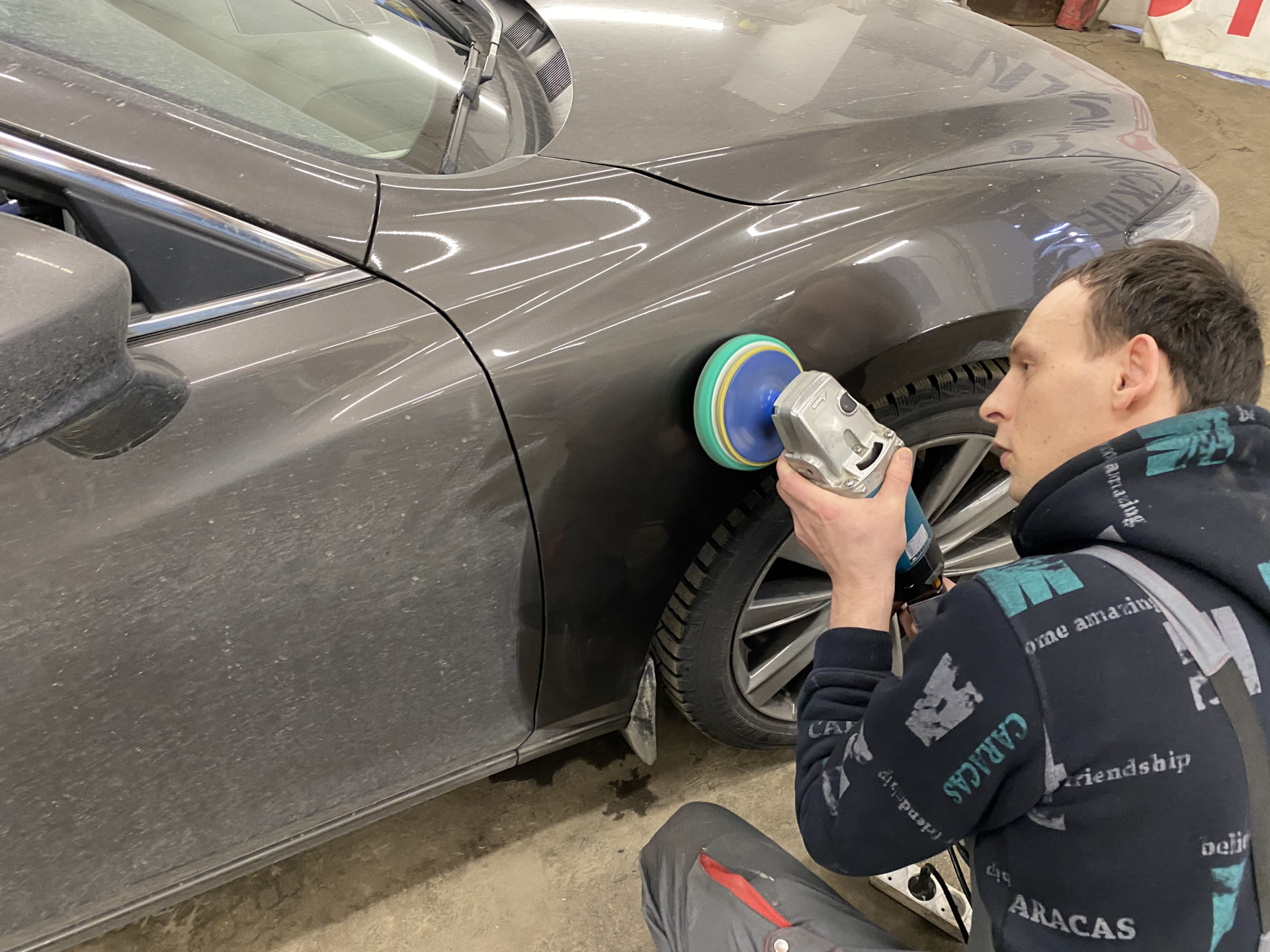 Полировка и удаление скола на стекле — Mazda 6 (3G) GJ, 2 л, 2019 года ...