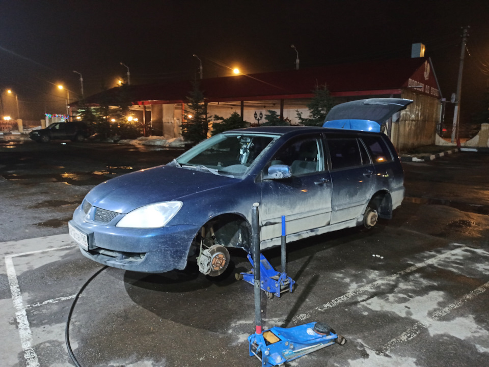 Перенос розетки фаркопа и всякие мелочи — Mitsubishi Lancer IX, 1,6 л ...