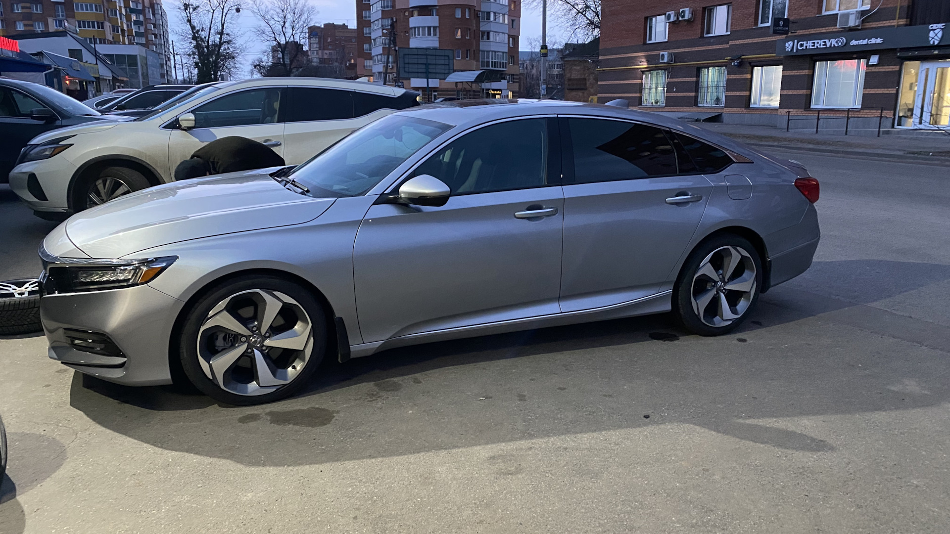 Honda accord 10g 2 0 2019 2 0t touring drive2