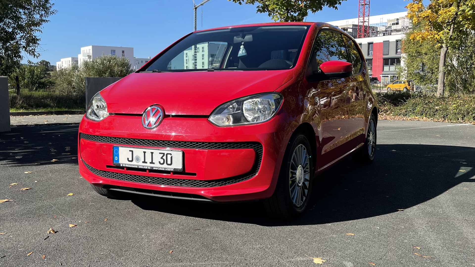 Volkswagen Up! 1.0 бензиновый 2012 | на DRIVE2
