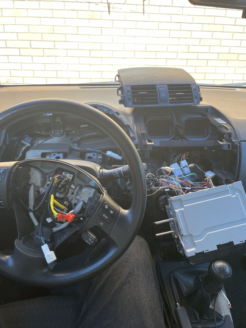 Установка мультируля и подключение адаптера под магнитолу — Toyota ...