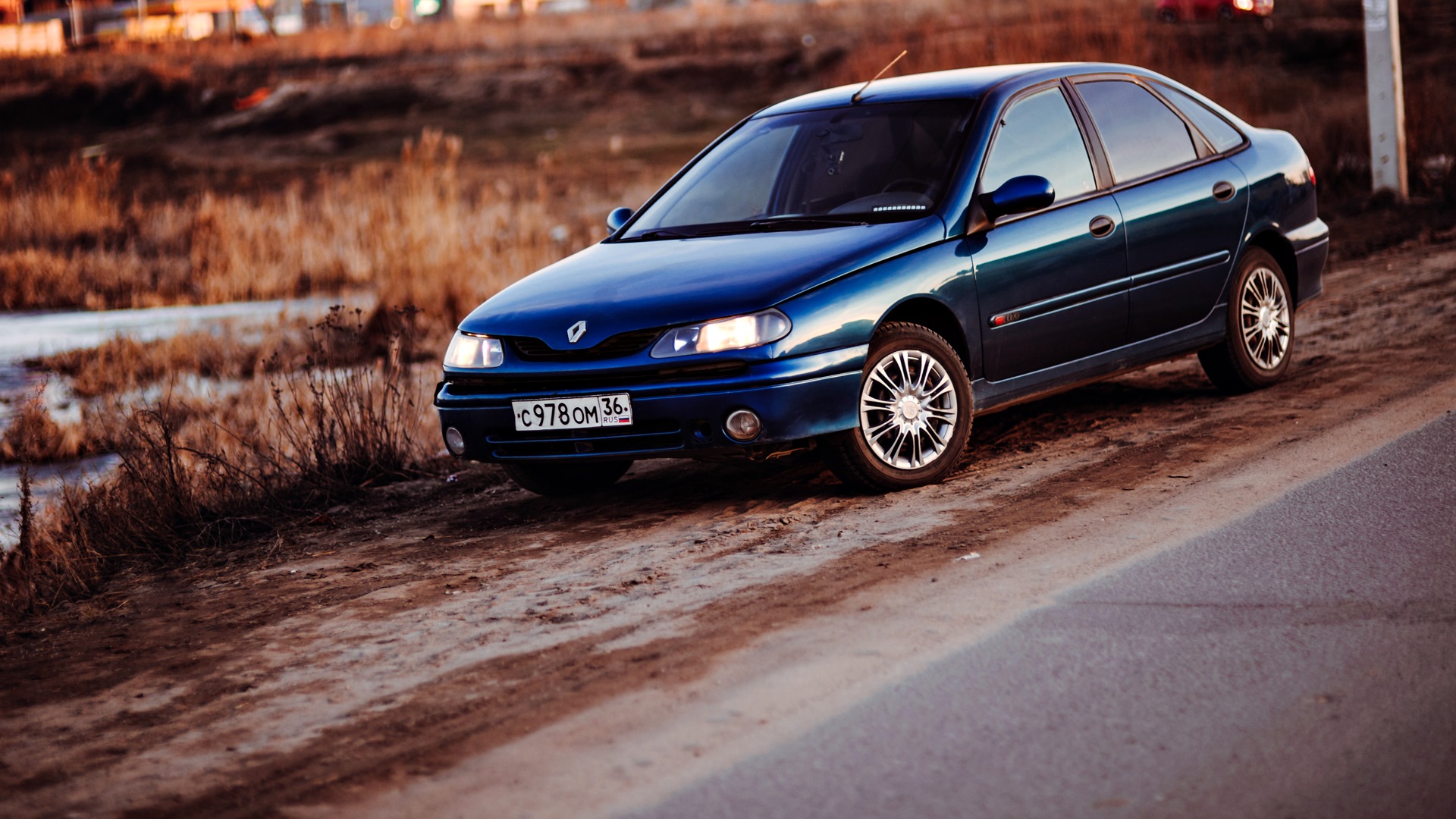 Renault laguna 1 фото