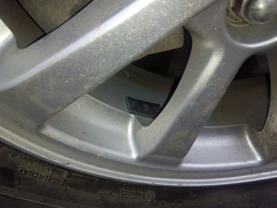 сам грузик на диске — Mitsubishi ASX