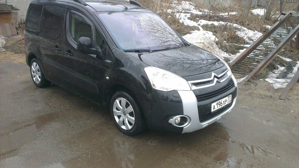 Ситроен берлинго 2009. Комплектация XTR Ситроен Берлинго. Citroen Berlingo черный. Citroen Berlingo XTR тонированная.