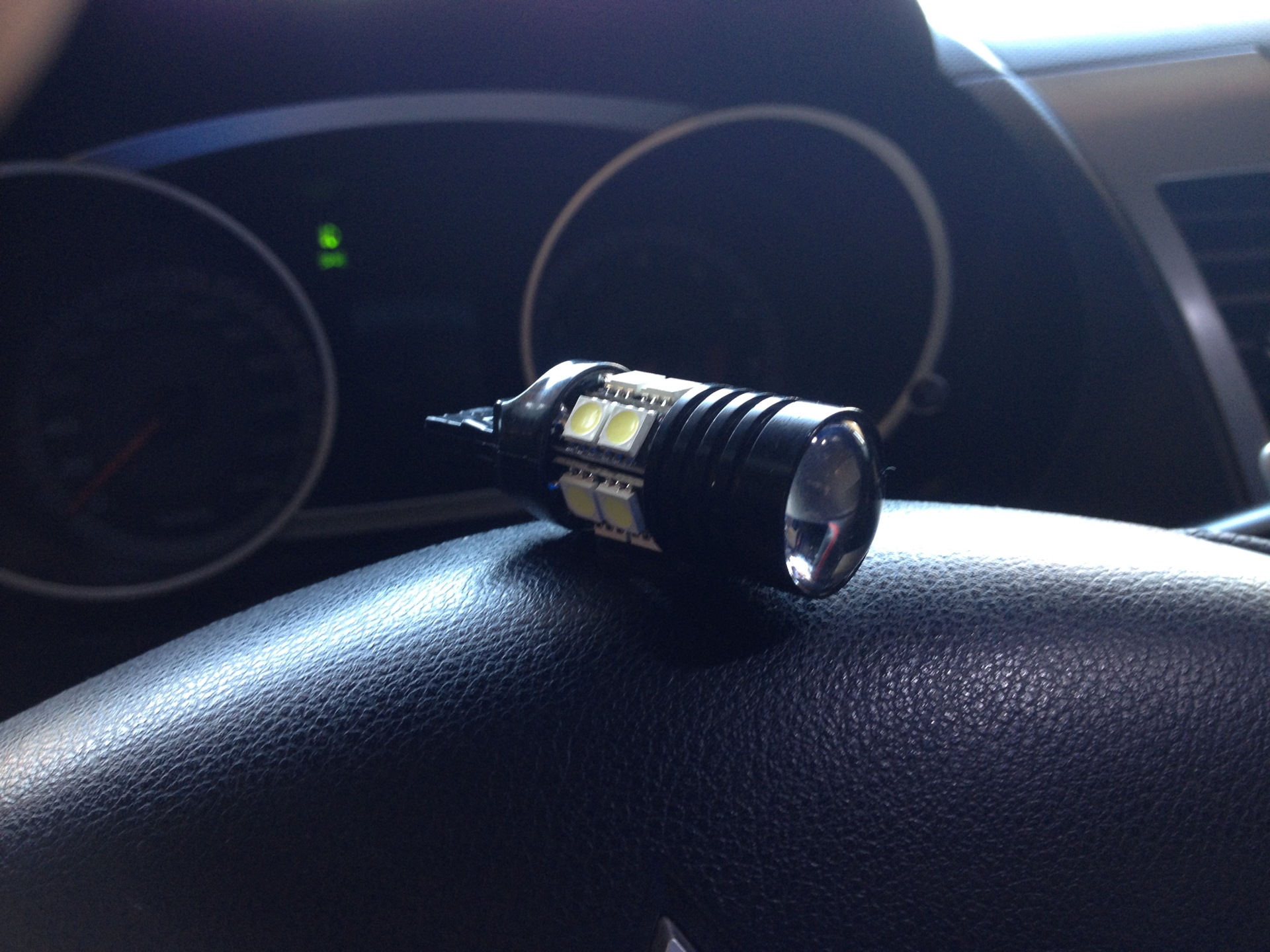 лампочка заднего хода аутлендер. лампа габаритных огней mitsubishi lancer 10. лампа заднего хода аутлендер 3. лампочка заднего хода аутлендер. Mitsubishi outlander 3 лампа заднего хода.